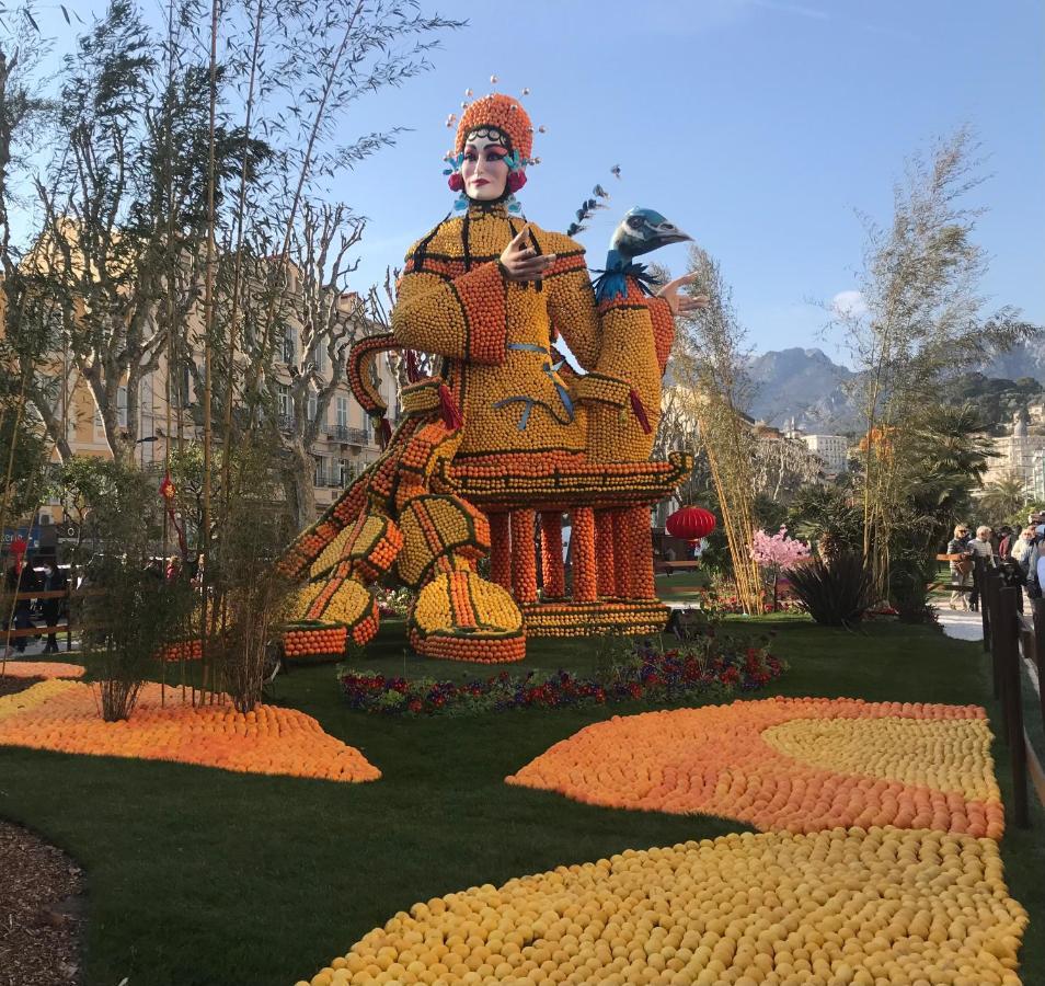Appartement Terrasse Dans Palace Centre Ville Menton Kültér fotó